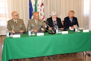 intesa esercito sardegna e universita'_Momento della firma del Protocollo (1)